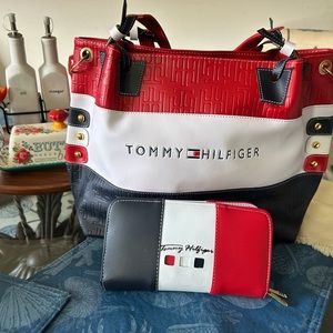 💙❤️🤍 TOMMY MINI TOTE ❤️💙🤍
